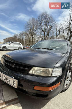 Седан Nissan Maxima 1999 в 