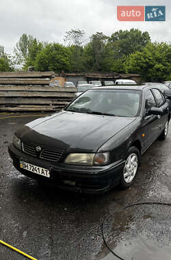 Седан Nissan Maxima 1998 в Одессе