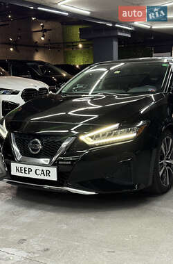 Седан Nissan Maxima 2019 в 