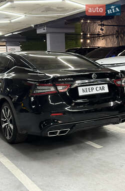 Седан Nissan Maxima 2019 в 