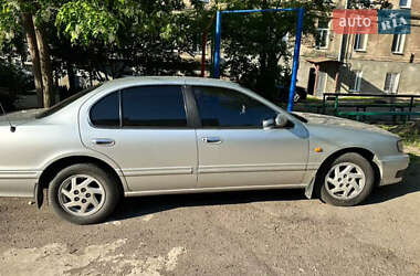 Седан Nissan Maxima 1998 в Одессе