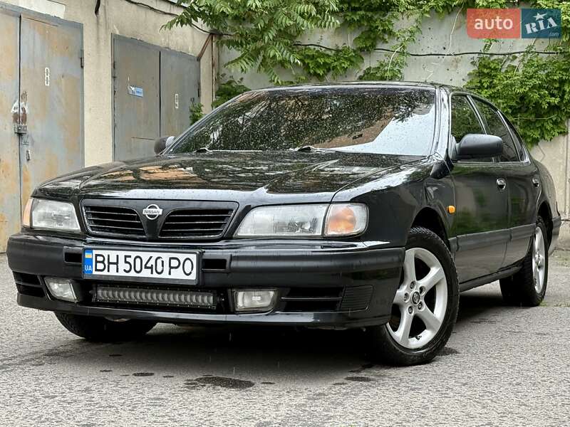 Nissan Maxima 1996
