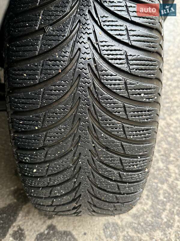 Седан Nissan Maxima 1996 в Одессе