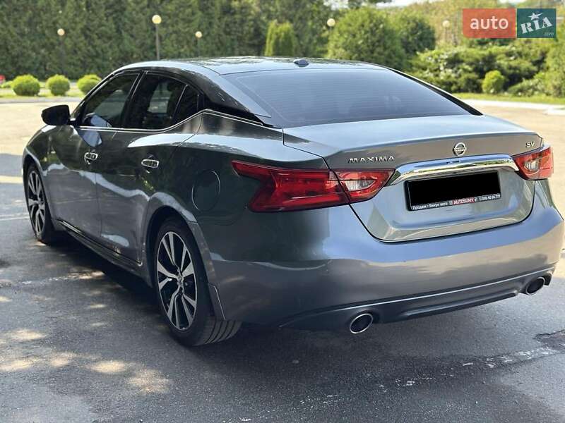 Седан Nissan Maxima 2018 в Сумах