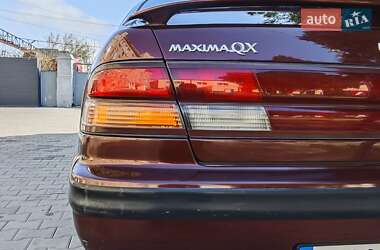 Седан Nissan Maxima 1996 в 