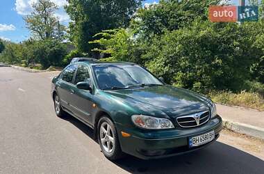Седан Nissan Maxima 2000 в 