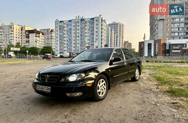 Седан Nissan Maxima 2004 в 