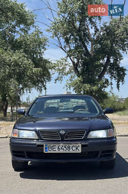 Седан Nissan Maxima 1999 в Миколаєві