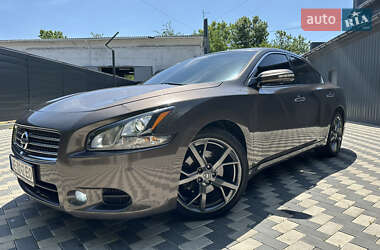 Седан Nissan Maxima 2013 в Николаеве