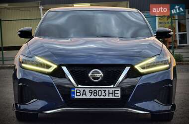 Седан Nissan Maxima 2018 в 