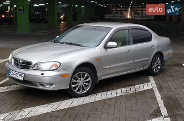 Седан Nissan Maxima 2002 в 