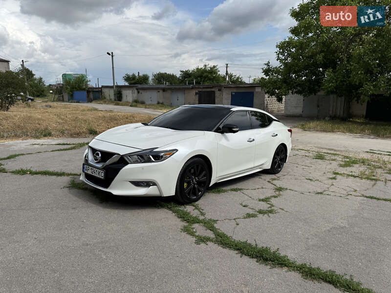 Nissan Maxima 2015