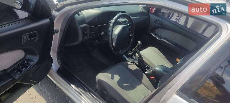 Седан Nissan Maxima 1995 в Одессе