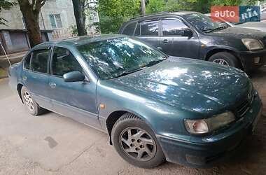 Седан Nissan Maxima 1996 в Одессе