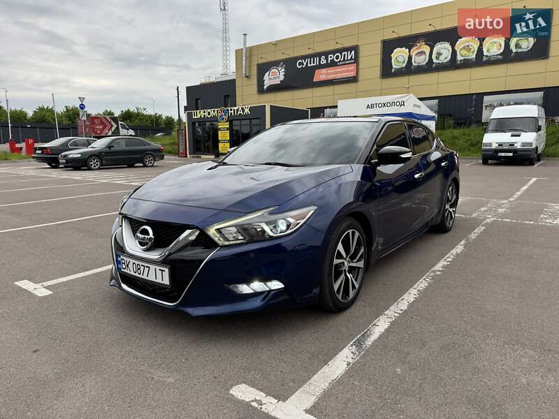 Nissan Maxima 2016