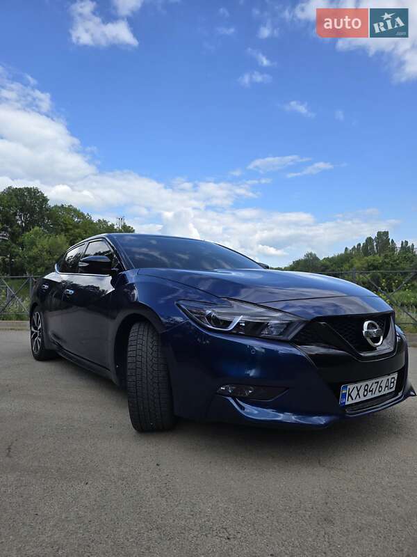 Седан Nissan Maxima 2018 в Киеве фото 10 Седан Nissan Maxima 2018 в Киеве