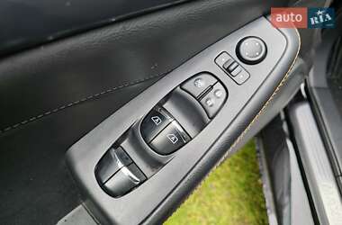 Седан Nissan Maxima 2019 в 