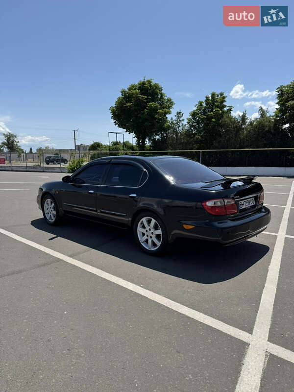 Седан Nissan Maxima 2004 в Белгороде-Днестровском