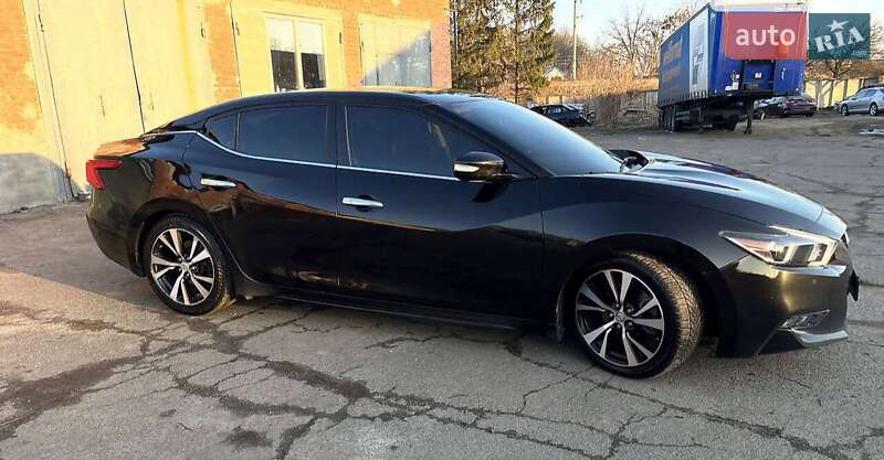 Седан Nissan Maxima 2018 в Рівному