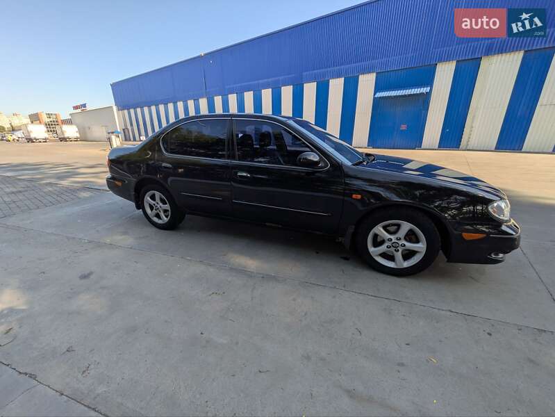 Седан Nissan Maxima 2001 в Одессе
