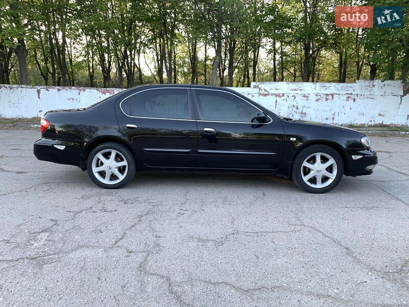 Седан Nissan Maxima 2005 в Нікополі