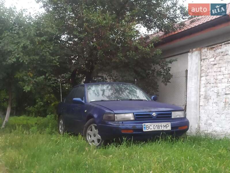 Nissan Maxima 1993