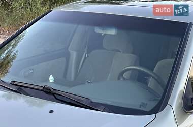 Седан Nissan Maxima 2000 в 