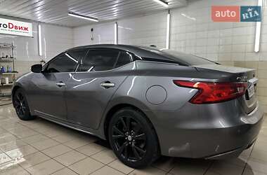 Седан Nissan Maxima 2017 в 