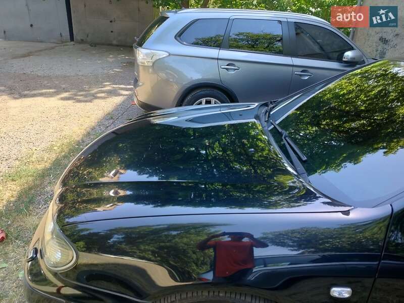 Седан Nissan Maxima 2002 в Одессе