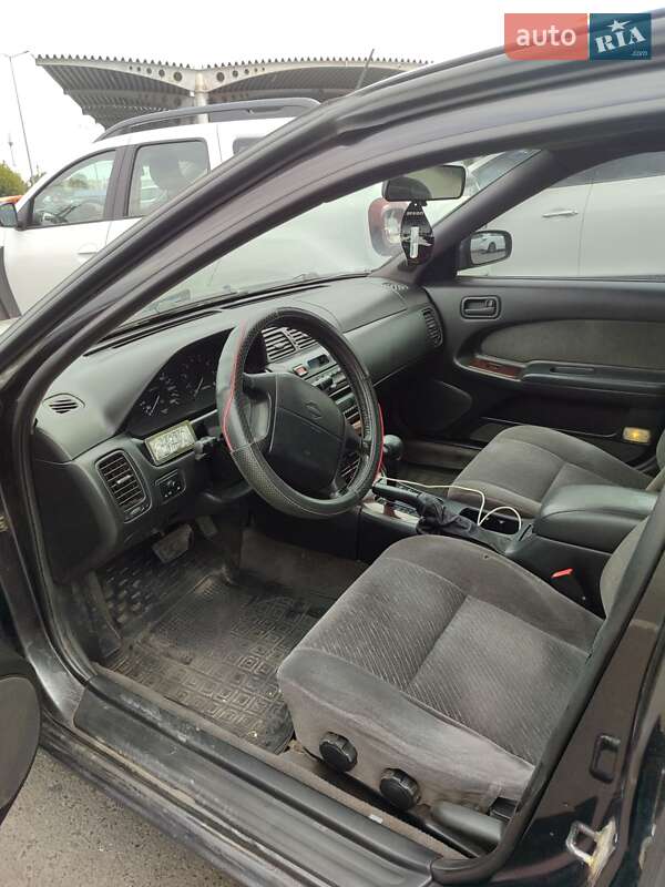 Nissan Maxima 1995 Nissan Maxima 1995