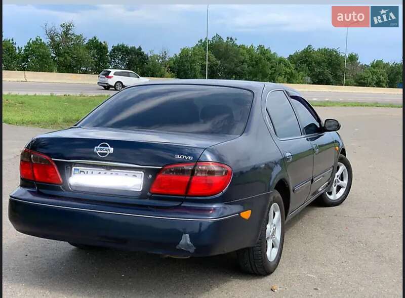 Nissan Maxima 2000