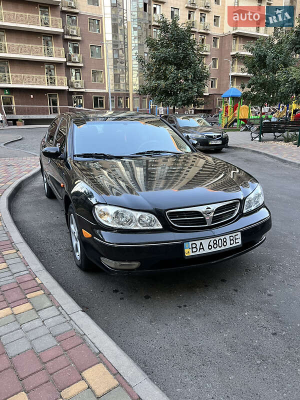 Седан Nissan Maxima 2003 в Умани