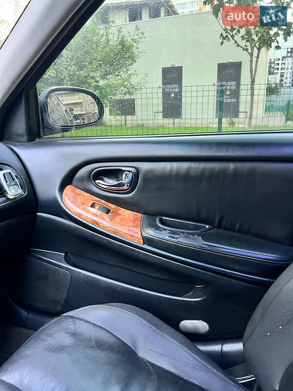 Седан Nissan Maxima 2003 в Умани