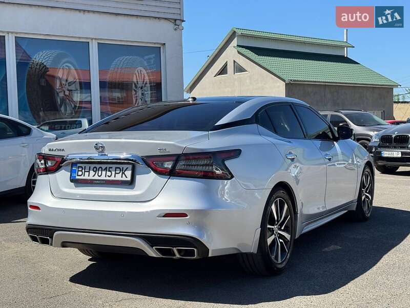 Седан Nissan Maxima 2019 в Измаиле