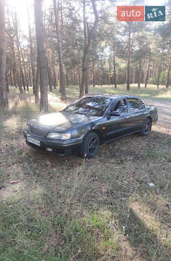 Седан Nissan Maxima 1995 в Каменском