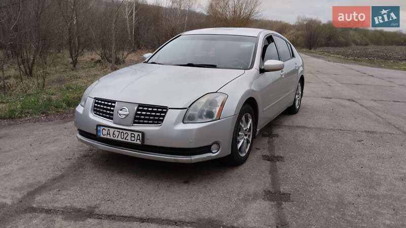 Nissan Maxima 2005