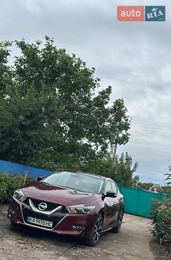 Седан Nissan Maxima 2017 в 