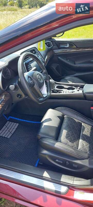 Седан Nissan Maxima 2017 в Киеве