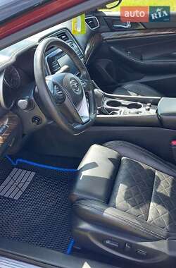 Седан Nissan Maxima 2017 в 