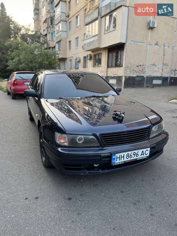 Nissan Maxima 1996