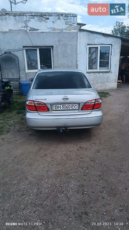 Nissan Maxima 2002
