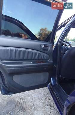 Седан Nissan Maxima 1996 в 
