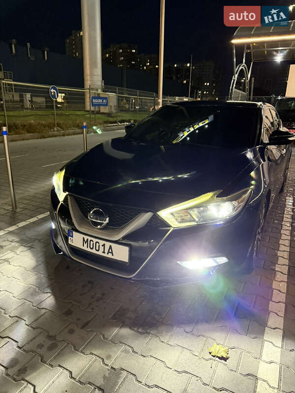 Седан Nissan Maxima 2015 в Одессе