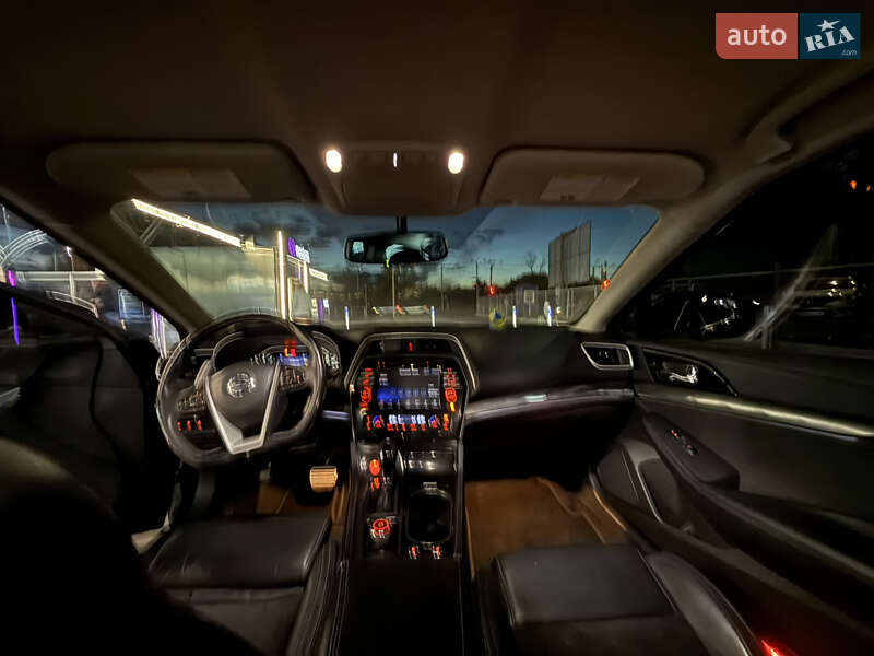 Седан Nissan Maxima 2015 в Одессе