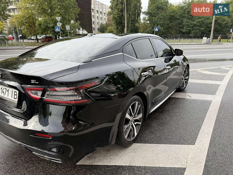 Седан Nissan Maxima 2019 в Києві