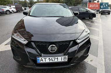 Седан Nissan Maxima 2019 в Києві