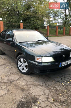 Седан Nissan Maxima 1995 в Одесі
