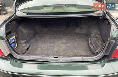 Седан Nissan Maxima 2002 в 