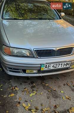 Седан Nissan Maxima 1998 в Кам'янському