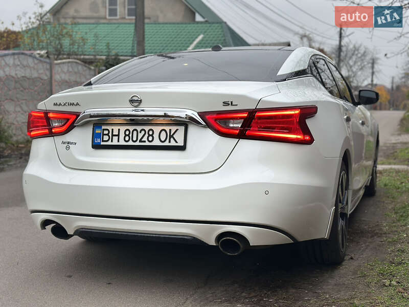 Седан Nissan Maxima 2017 в Киеве